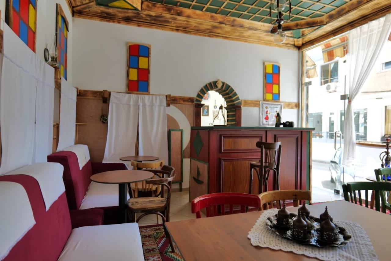 Hotel Veli Sarandë 外观 照片