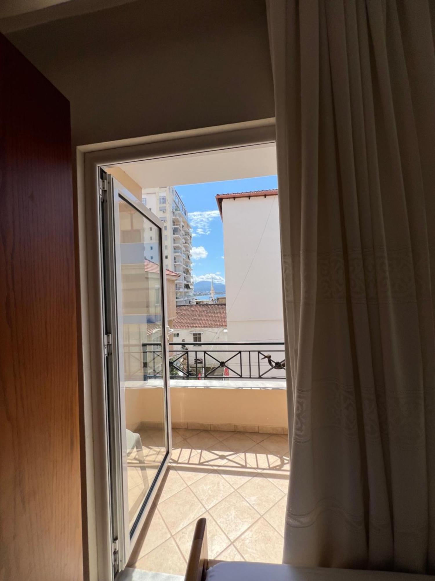 Hotel Veli Sarandë 外观 照片