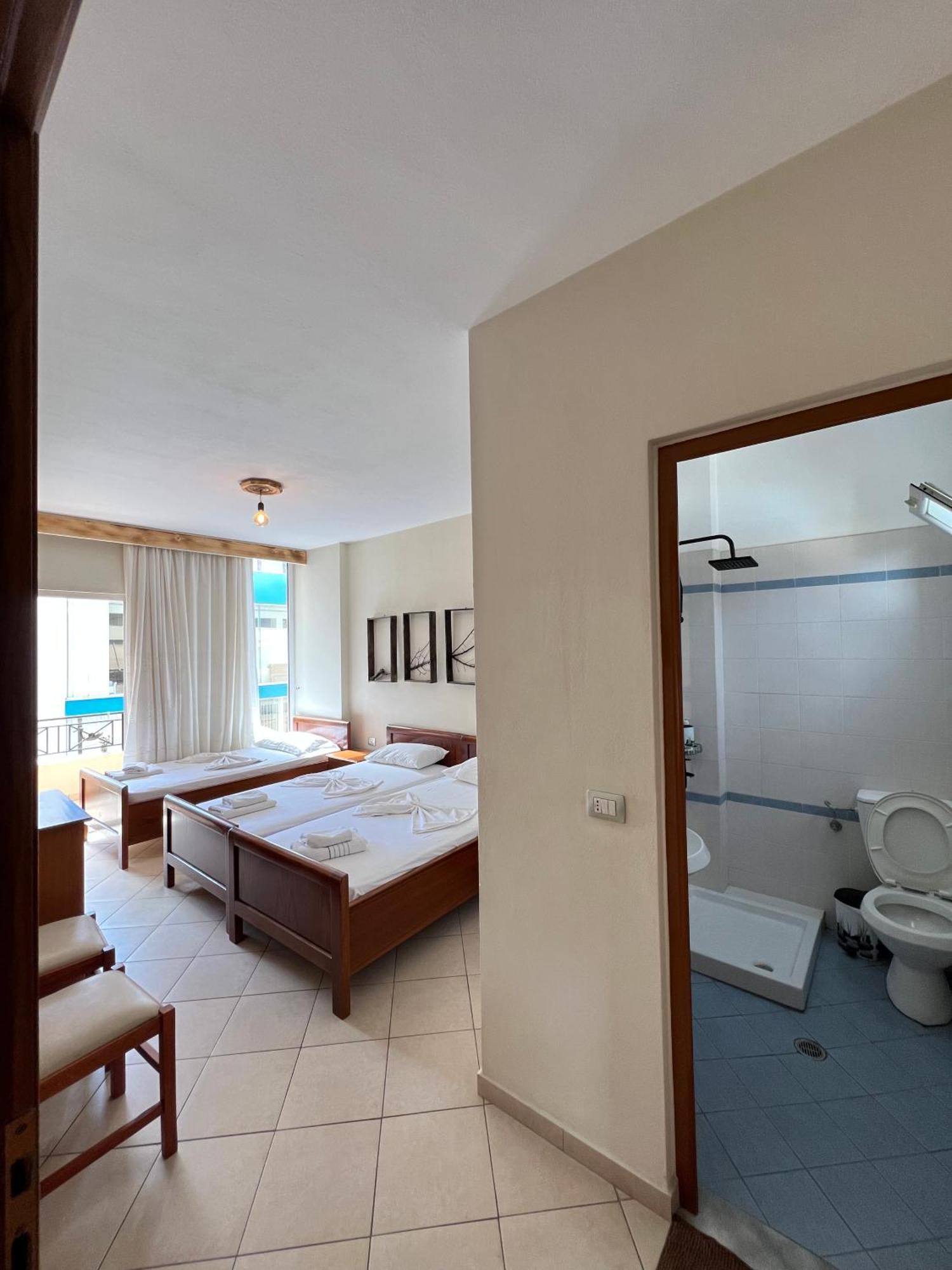Hotel Veli Sarandë 外观 照片