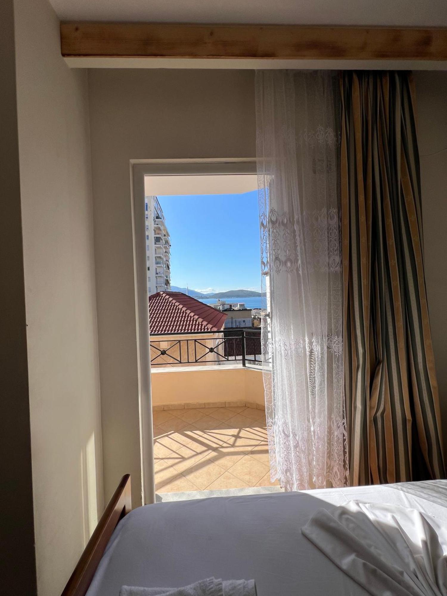 Hotel Veli Sarandë 外观 照片