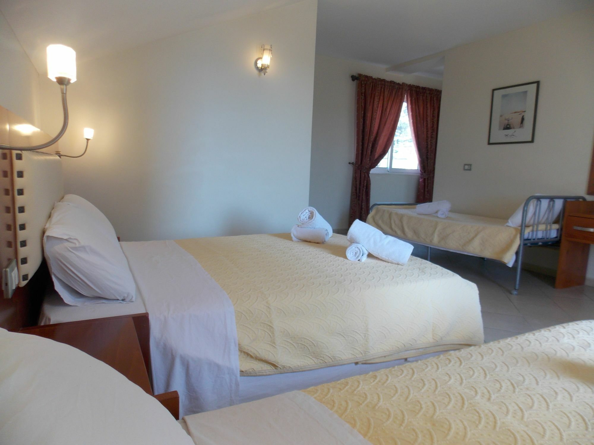 Hotel Veli Sarandë 外观 照片